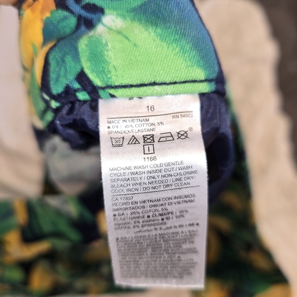 Tropical Banana Pixie Ankle Old Navy Pants Green Size 16 - Picture 4 of 6